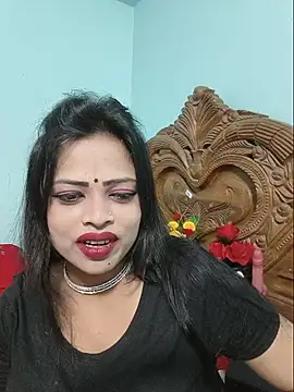 Snapshot of Beauty-3 chatting on June 2, 6:21 pm Beauty-3 online show from June 2, 6:21 pm