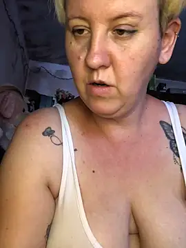 Snapshot of SofiaAmour chatting on June 14, 2:30 pm SofiaAmour online show from June 14, 2:30 pm