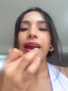 Mia-villalobos online show from June 10, 3:22 pm