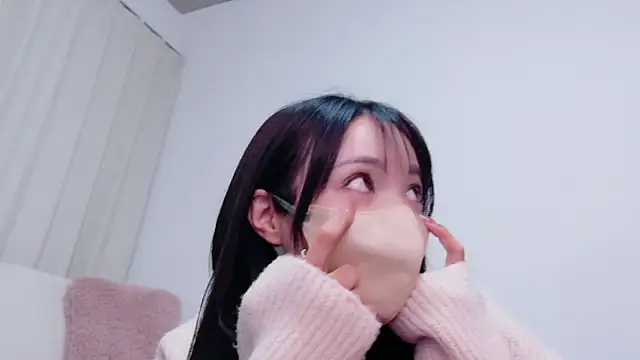 Snapshot of Invitation2seduction chatting on March 12, 10:54 am Invitation2seduction online show from March 12, 10:54 am