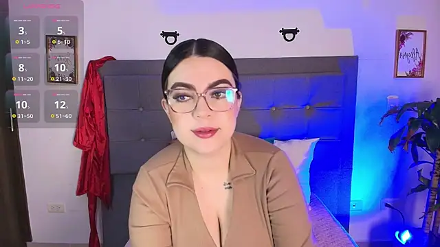 Kiara noirr online show from April 22, 11:34 am