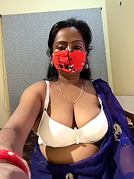 Snapshot of misti-boudii chatting on May 6, 2:11 pm misti-boudii online show from May 6, 2:11 pm