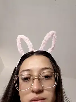 EvaMark  online show from April 7, 11:21 am