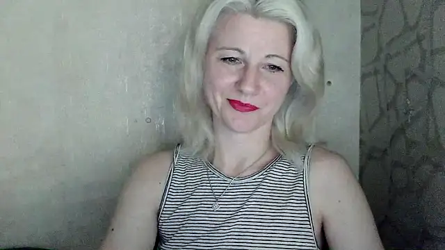 Katerina-Kissa online show from May 24, 7:19 pm