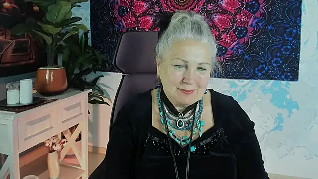 Snapshot of LilaMaharani chatting on June 16, 1:58 pm LilaMaharani online show from June 16, 1:58 pm
