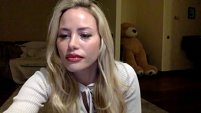 itsmemayarose online show from March 8, 5:39 pm