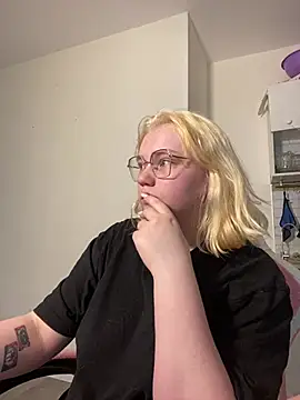 soft focus online show from June 16, 4:48 am