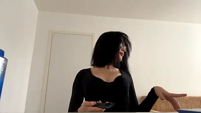 Snapshot of CartiBlue chatting on March 3, 10:32 am CartiBlue online show from March 3, 10:32 am