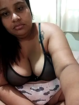 Snapshot of gordinhafogosaa chatting on April 22, 11:45 am gordinhafogosaa online show from April 22, 11:45 am