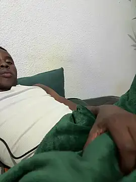 Snapshot of simens76 chatting on February 28, 9:38 pm simens76 online show from February 28, 9:38 pm