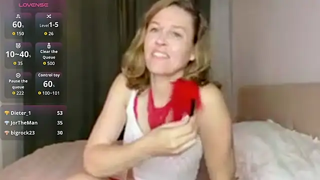 Snapshot of Lizacams chatting on May 30, 4:37 pm Lizacams online show from May 30, 4:37 pm