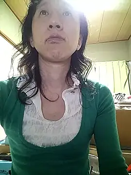 mako7612 online show from April 11, 3:49 pm