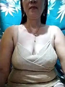 Snapshot of sweet_lyn2025 chatting on April 3, 1:58 am sweet lyn2025 online show from April 3, 1:58 am
