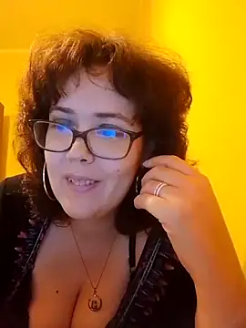 RealPervertCouple online show from April 16, 6:09 pm