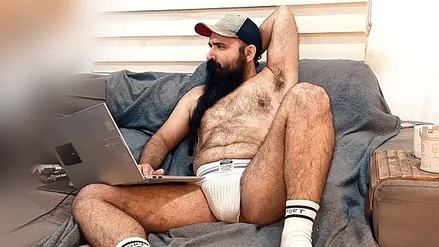 Snapshot of Barba_Negra_Fumador chatting on June 26, 12:59 am Barba Negra Fumador online show from June 26, 12:59 am