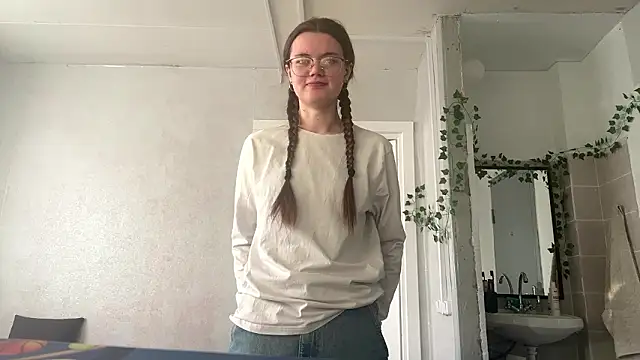 Snapshot of DedraOdneal chatting on March 4, 2:56 pm DedraOdneal online show from March 4, 2:56 pm