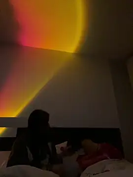 Genblan online show from March 14, 10:15 pm