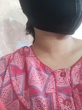 Tamillaxmi12 online show from March 17, 1:43 am