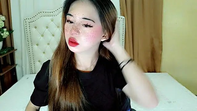 Snapshot of Seductive_sophie chatting on July 28, 3:57 am Seductive sophie online show from July 28, 3:57 am