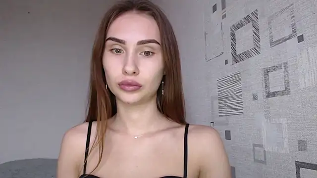 yourameliaa online show from March 3, 1:06 pm