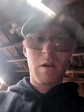 cowboyheaven123 online show from March 23, 9:30 pm