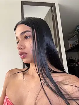 Bella Smithe online show from April 16, 4:08 pm