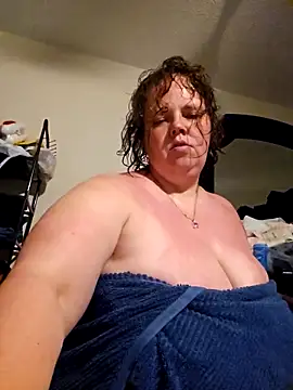 Purplesparkle1 online show from March 16, 9:52 pm