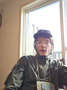 Snapshot of KinkyKittyBoy chatting on July 4, 12:28 am KinkyKittyBoy online show from July 4, 12:28 am