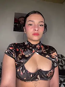 hot-valery online show from March 19, 6:45 pm