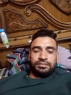 Snapshot of gauravsexy chatting on April 26, 6:27 pm gauravsexy online show from April 26, 6:27 pm