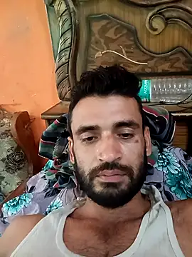 Snapshot of gauravsexy chatting on May 11, 7:14 am gauravsexy online show from May 11, 7:14 am