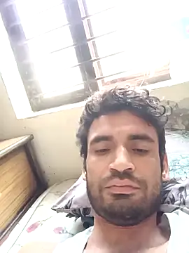 Snapshot of gauravsexy chatting on July 2, 4:40 am gauravsexy online show from July 2, 4:40 am