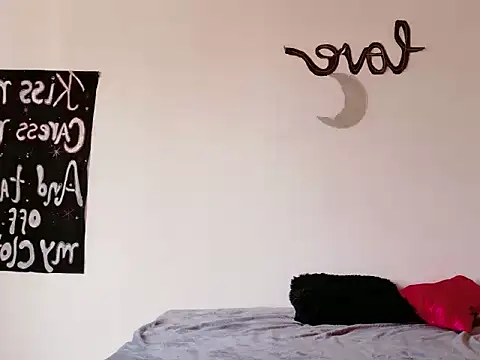 Sharoll Smith online show from March 11, 7:31 pm