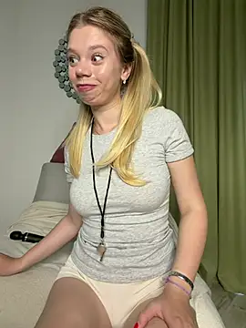 BellaSuns online show from July 3, 12:17 am