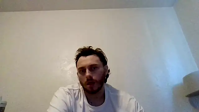 TallHungandCloudy69 online show from April 16, 7:14 pm