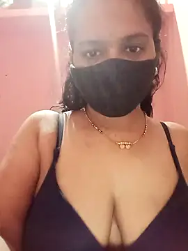 Snapshot of Miss-Dolly07 chatting on May 13, 5:54 pm Miss-Dolly07 online show from May 13, 5:54 pm