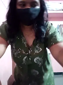 Snapshot of Miss-Dolly07 chatting on May 22, 4:34 pm Miss-Dolly07 online show from May 22, 4:34 pm