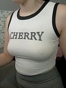 Mary Blu online show from March 10, 2:50 am