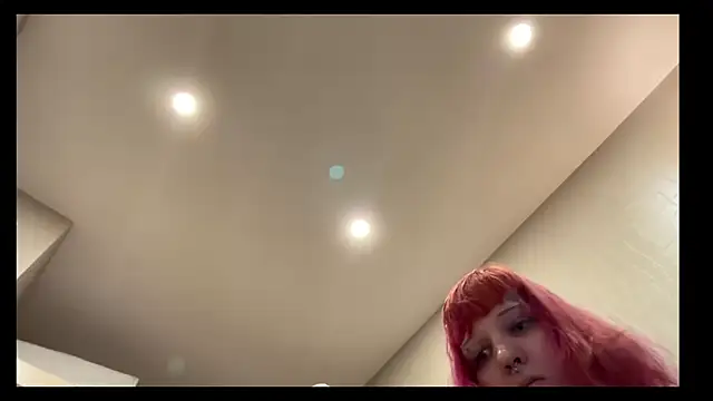 Snapshot of AlexaGudz chatting on May 1, 11:59 am AlexaGudz online show from May 1, 11:59 am
