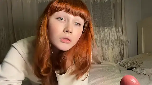 Snapshot of AlexaGudz chatting on June 20, 6:33 pm AlexaGudz online show from June 20, 6:33 pm