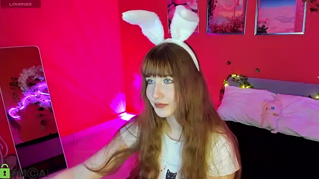 Snapshot of moonlight__67 chatting on April 16, 11:44 am moonlight 67 online show from April 16, 11:44 am