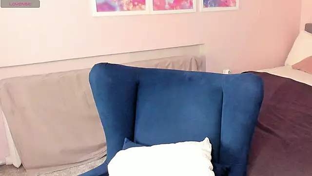 Snapshot of moonlight__67 chatting on April 27, 11:30 am moonlight 67 online show from April 27, 11:30 am
