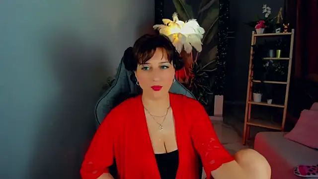 EmmaWheelers online show from May 7, 3:28 pm