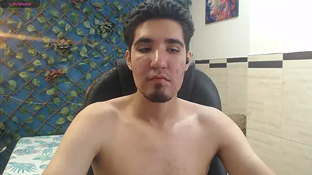 Roccoallegeri online show from April 1, 1:41 pm