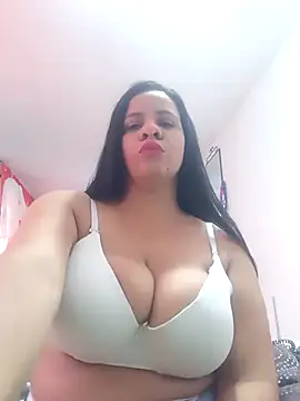 Snapshot of lapatronav2026 chatting on March 17, 10:51 am lapatronav2026 online show from March 17, 10:51 am