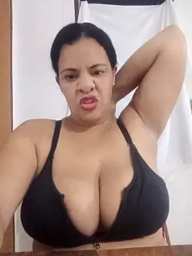 Snapshot of lapatronav2026 chatting on April 11, 9:02 am lapatronav2026 online show from April 11, 9:02 am