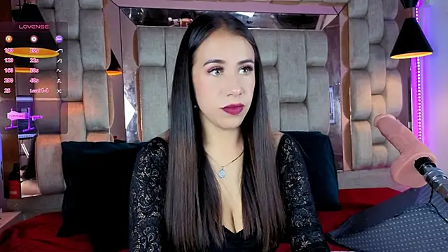 Snapshot of dafneblase chatting on July 1, 1:56 pm dafneblase online show from July 1, 1:56 pm