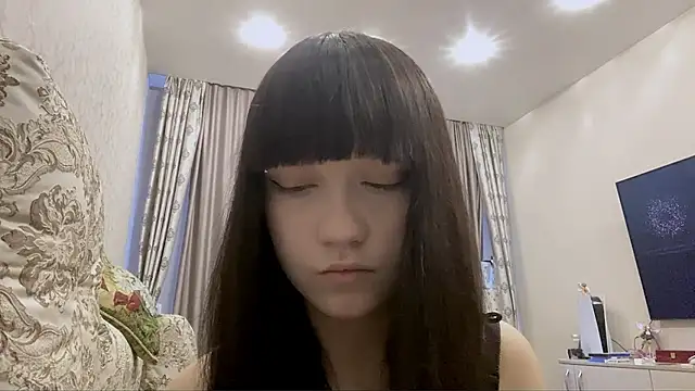 LoidaTrytten online show from March 21, 2:31 pm