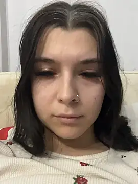 Snapshot of kissksksvrsfly chatting on March 2, 3:41 pm kissksksvrsfly online show from March 2, 3:41 pm