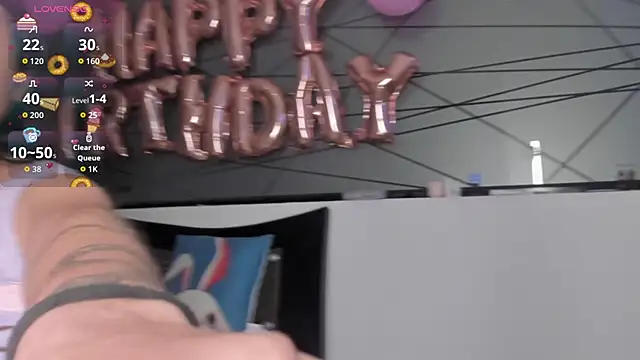 Princess tina online show from April 6, 10:22 pm